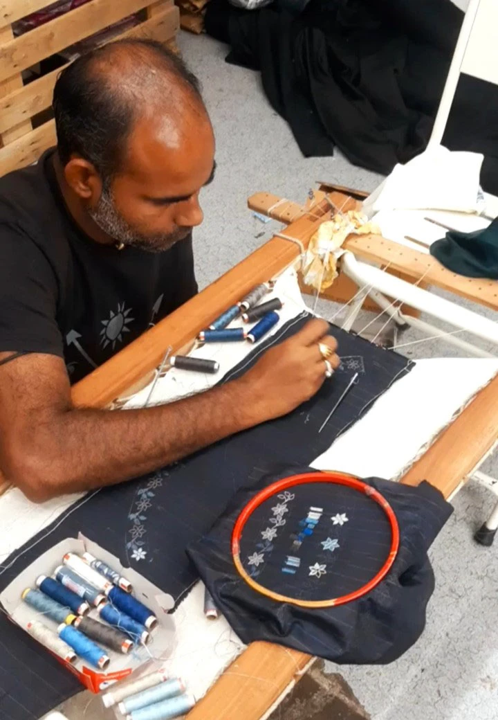 Maku Textiles aari exploration — page 2